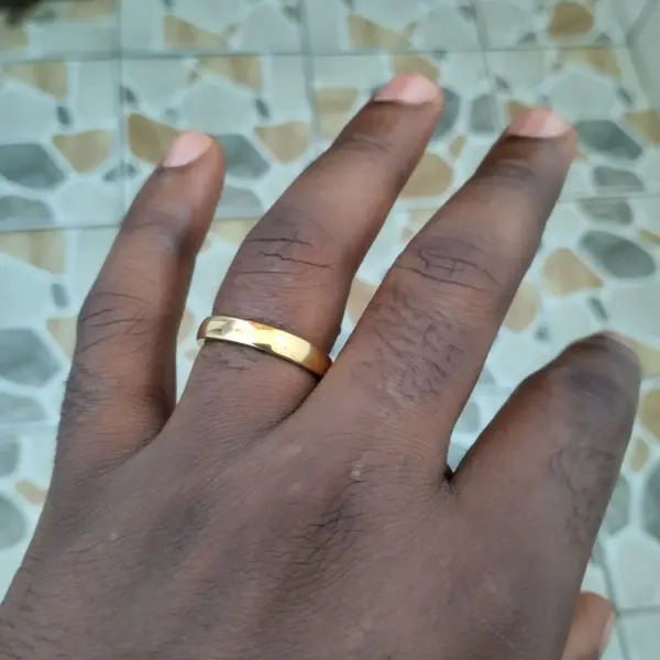 Bague en or ultra polie